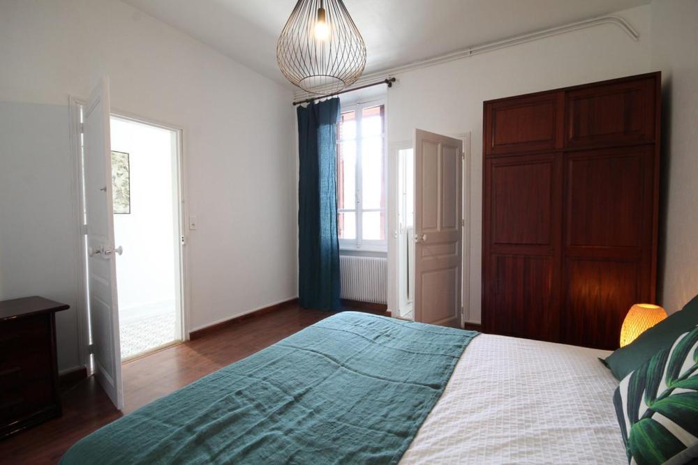 ביון Appartements Le Cru Colbert מראה חיצוני תמונה