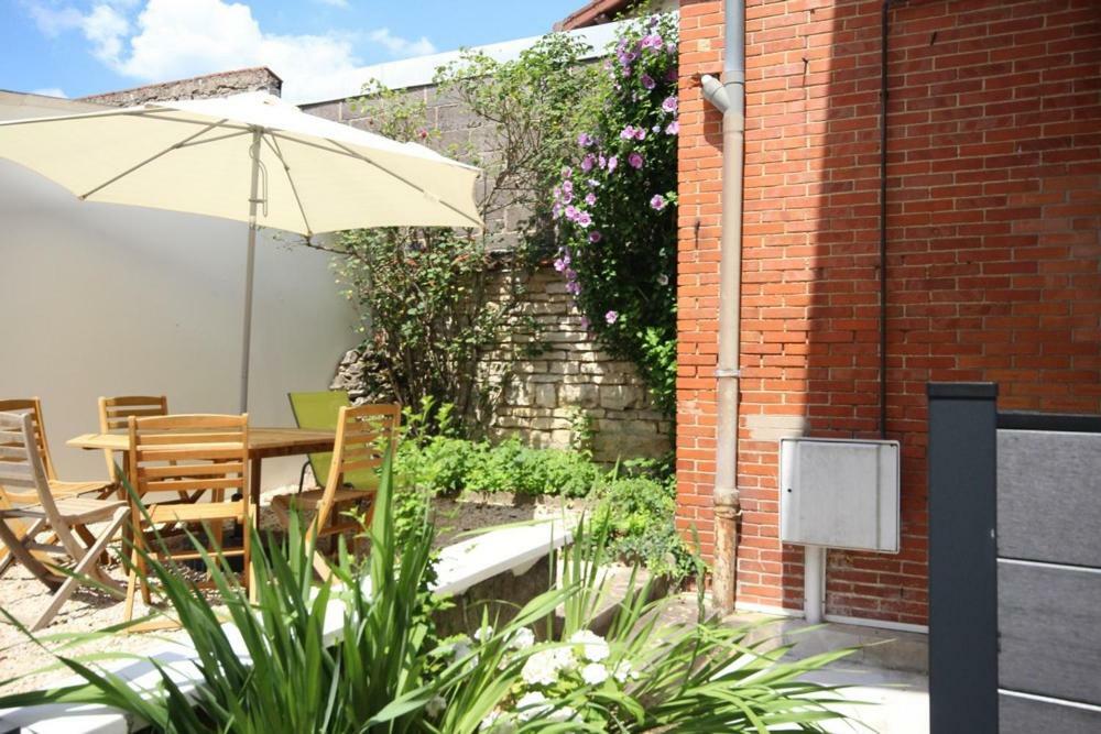 ביון Appartements Le Cru Colbert מראה חיצוני תמונה