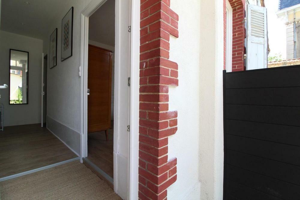 ביון Appartements Le Cru Colbert מראה חיצוני תמונה