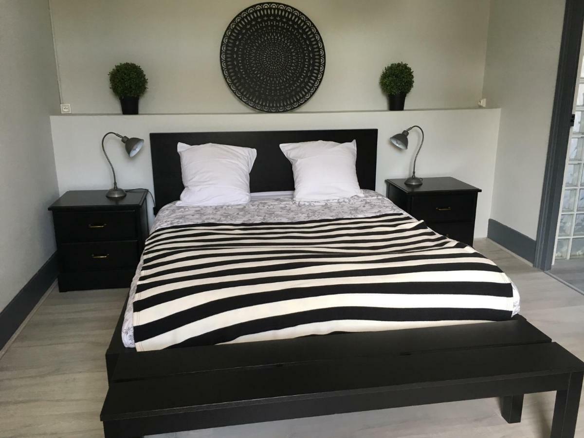 ביון Appartements Le Cru Colbert מראה חיצוני תמונה